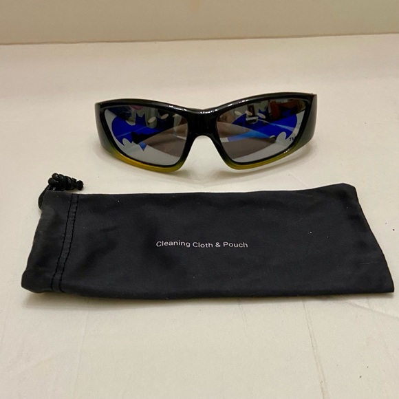 TM & DC Comics Batman Kid’s Sunglasses - Picture 13 of 13